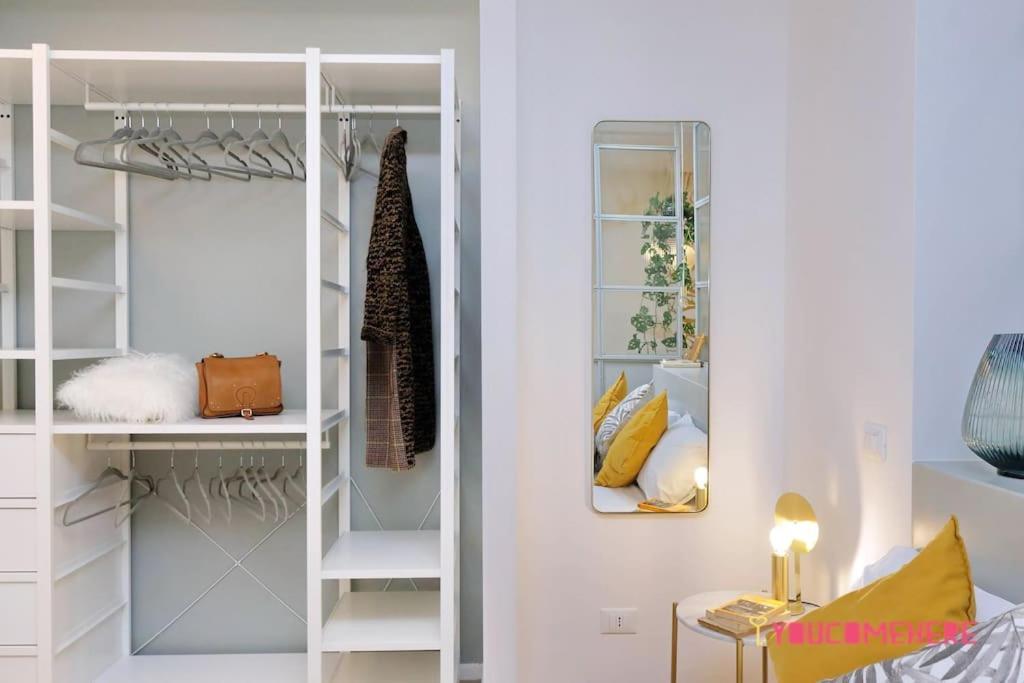 Ych-Renovated And Design Flat Close To The Center ローマ エクステリア 写真