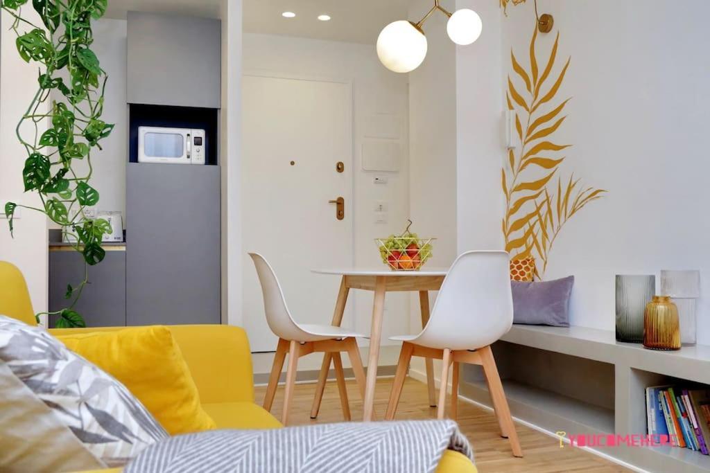 Ych-Renovated And Design Flat Close To The Center ローマ エクステリア 写真