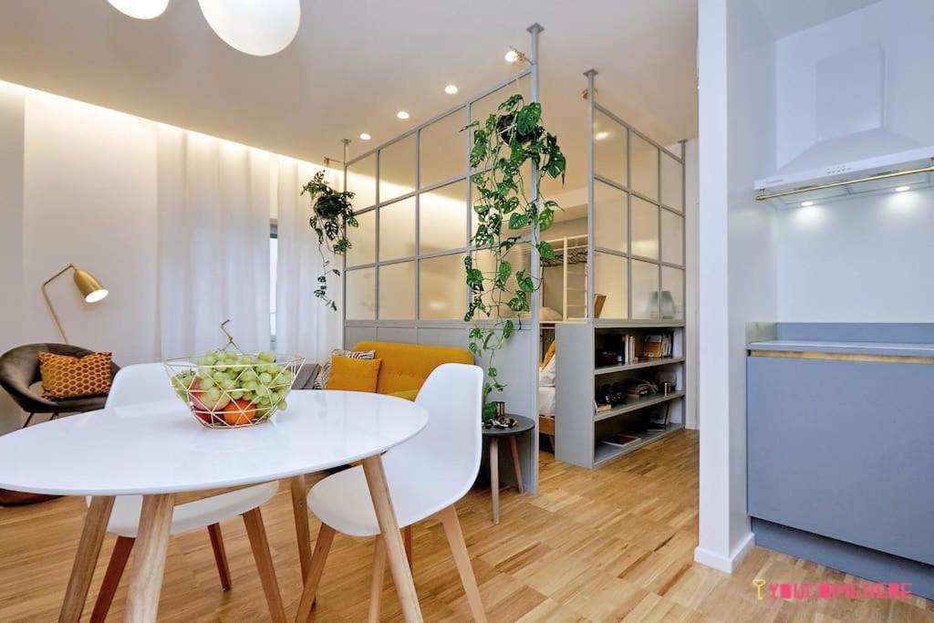 Ych-Renovated And Design Flat Close To The Center ローマ エクステリア 写真