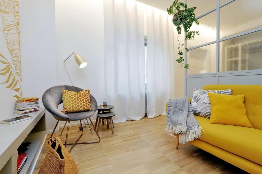 Ych-Renovated And Design Flat Close To The Center ローマ エクステリア 写真